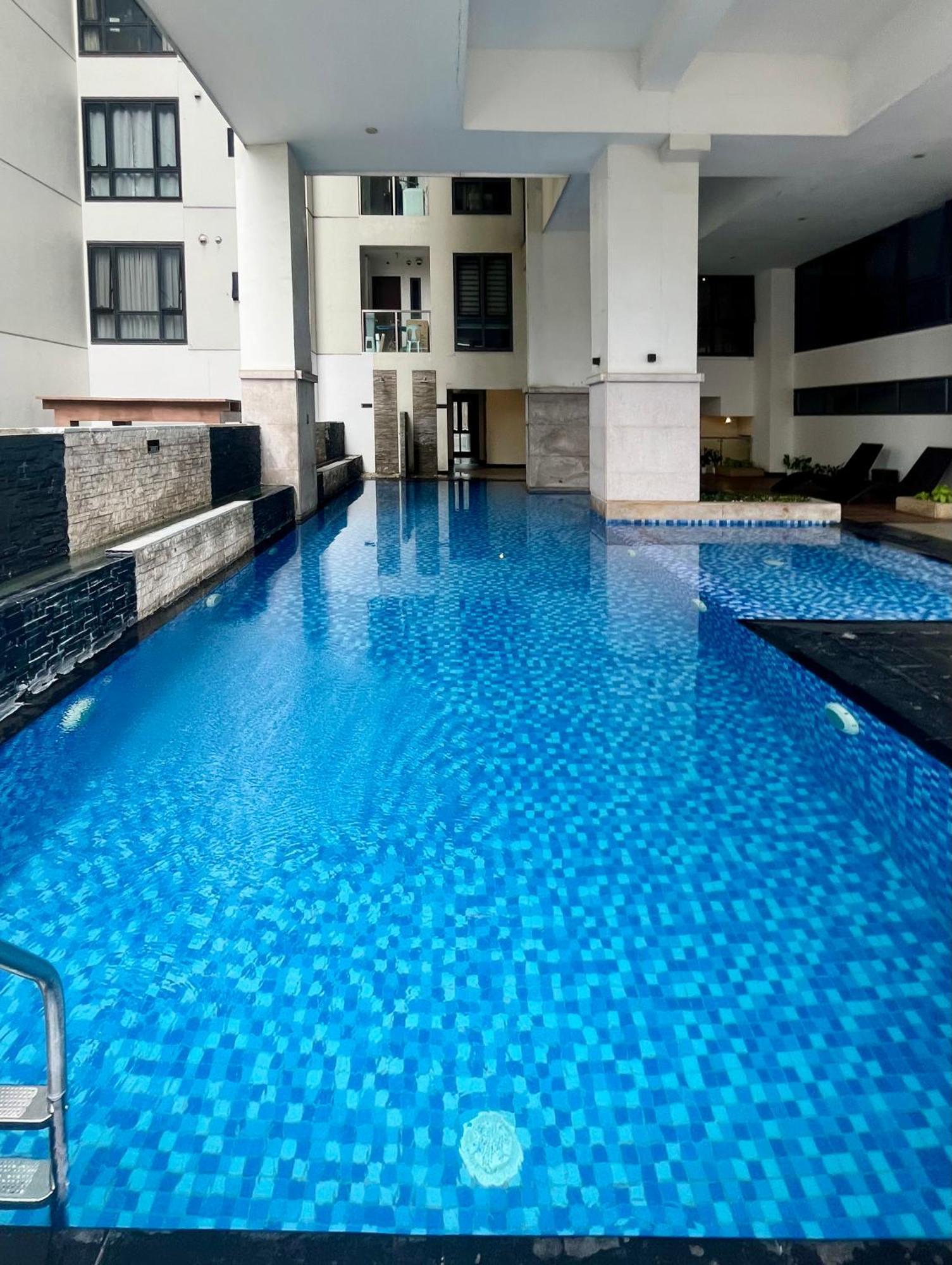 Greenbelt Hamilton Tower 1 - By Es Elite Suites Makati City Exterior foto
