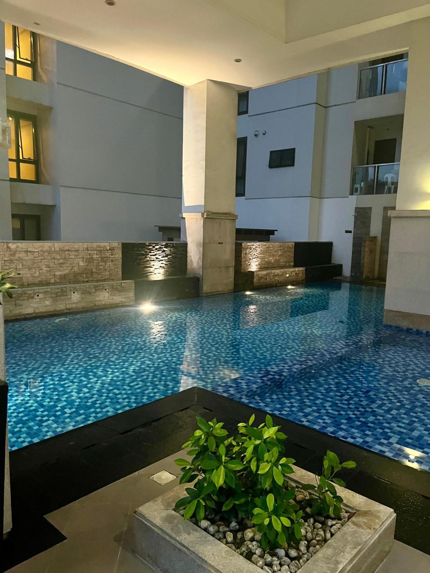 Greenbelt Hamilton Tower 1 - By Es Elite Suites Makati City Exterior foto